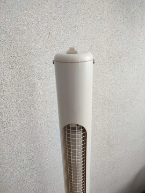 Image 1 of Lampadaire à tubes fluorescents blanc crème années 80