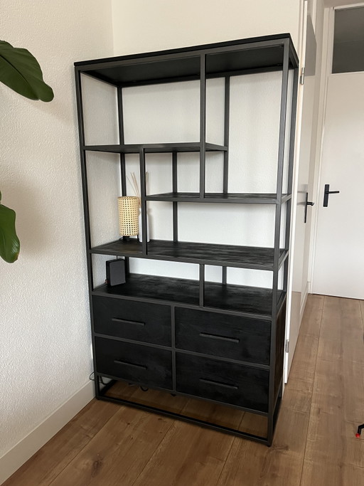Armoire en métal noir et bois (de manguier) avec tiroirs