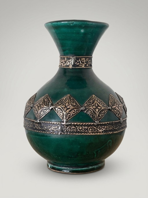 Moroccan green ceramic and metal Vase – 15 cm
