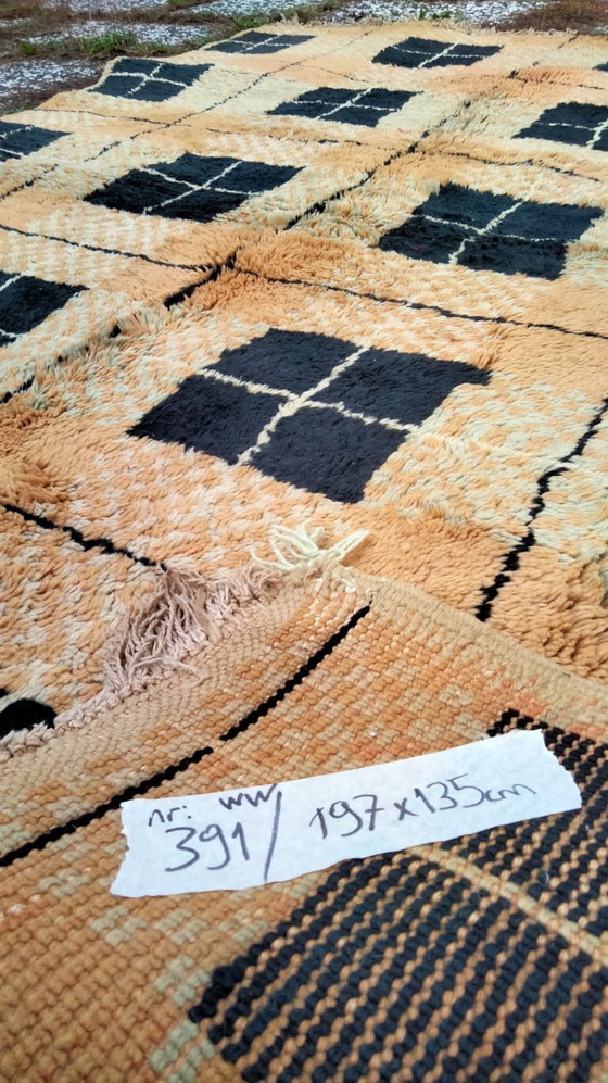 Image 1 of Handgeknoopt Berber tapijt wol 197x135cm