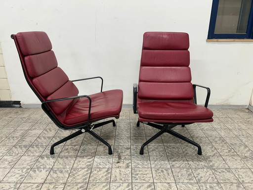 Vitra | Eames | Ea222 | Rood