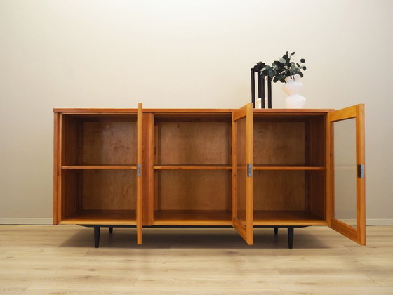 Image 1 of Vetrina in pino, design danese, anni '80, produzione: Danimarca