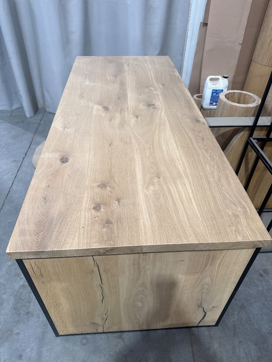 Image 1 of Schreibtisch aus massiver Eiche