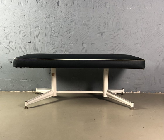 Image 1 of Banco estilo Cal