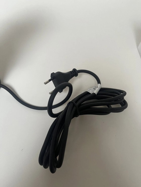 Image 1 of Lampada da tavolo Muuto Beam