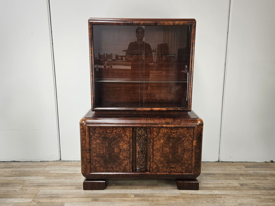 Image 1 of 1930s Art Deco Display Cabinet in Walnut and Walnut Root