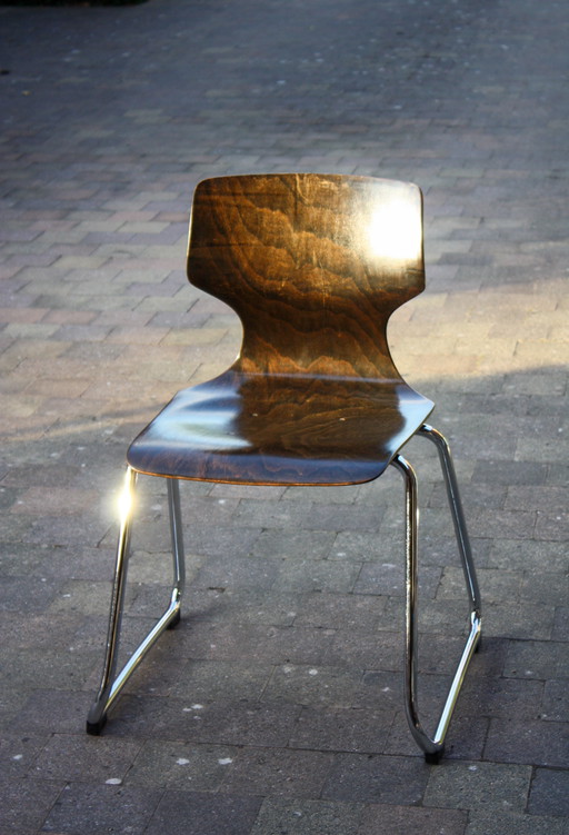 6 Flototto chairs