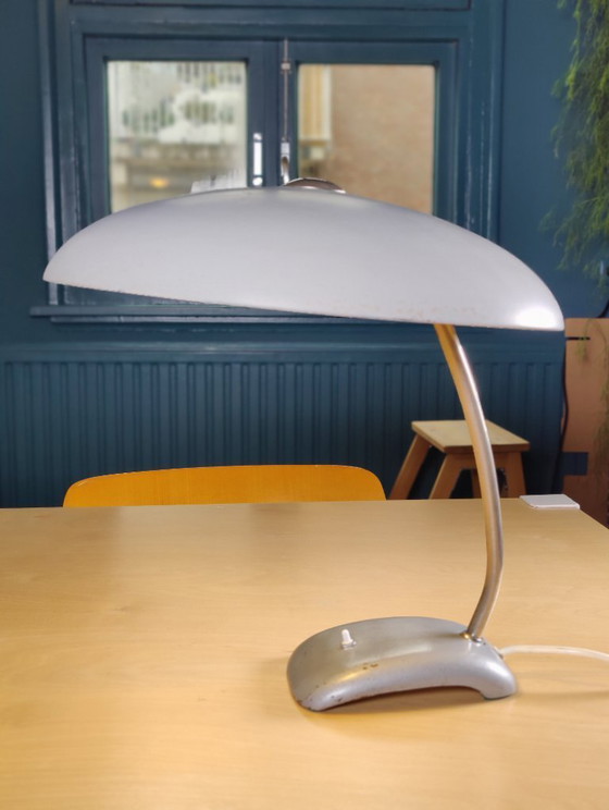 Image 1 of Magnifique lampe de bureau Bauhaus des années 1950, milieu de siècle