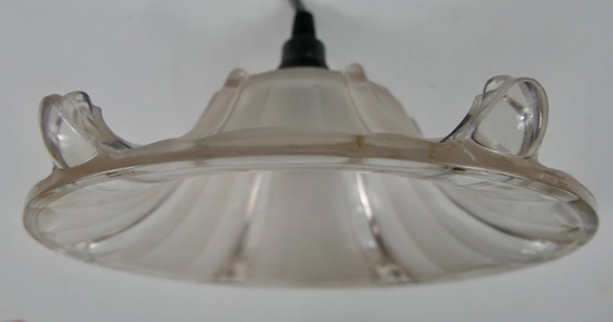 Image 1 of Vintage art deco pendant lamp with a frosted ribbed block-shaped glass shade in Ezan style.