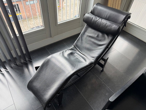Le Corbusier Cassina LC4