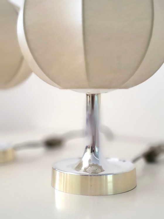 Set of 2 Gold Lace Cocoon Table Lamps – goldkant, Plastic (photo 6 of 11)
