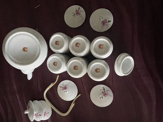 Image 1 of Fine teacups with teapot set of 6+1