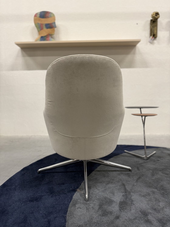 Image 1 of 2 Leolux Lanah Swivel Armchairs 