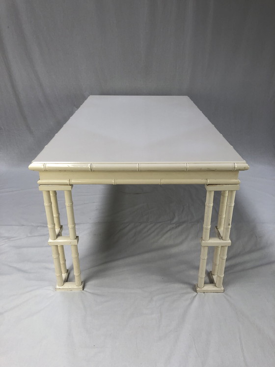 Image 1 of Table à manger en faux bambou blanc