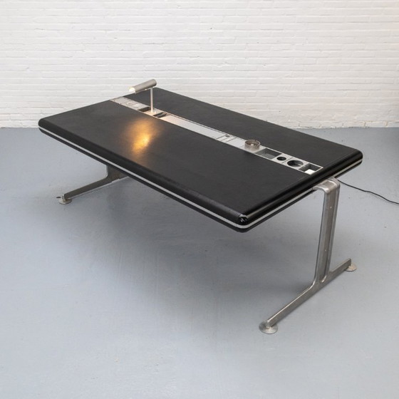 Image 1 of Executive Agency Alex Linder '70s