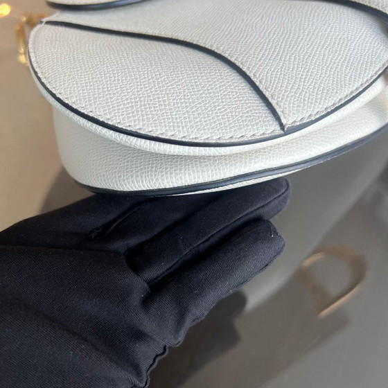 Image 1 of DIOR SADDLE MEDIUM - PELLE DI VITELLO GRANATA BIANCO ORO FINITURE