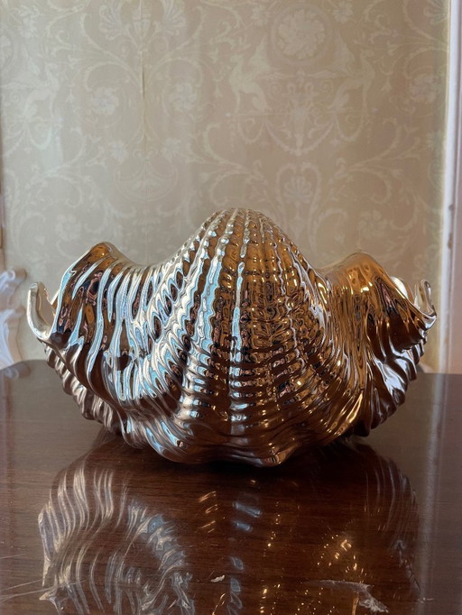 Große, muschelförmige Schale aus 999er Sterlingsilber