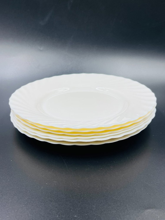 Image 1 of 6 Arcopal Trianon dinerborden