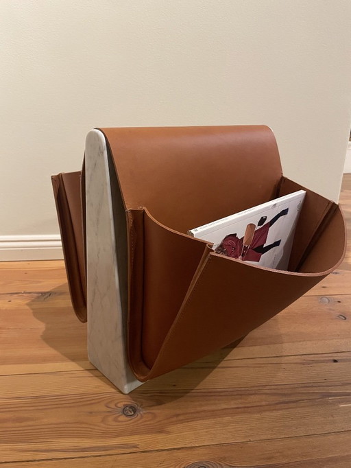 1 x Noble and Wood - Tijdschriftenrek voor op het zadel