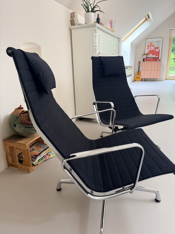 Vitra Eames Lounge Sessel 2x – Textile, Aluminium (photo 3 of 6)