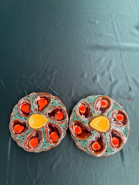 Image 1 of Vallauris barbotine 1x oesterschaal en 8x oesterborden