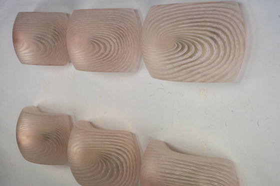 Image 1 of Satz von sechs rosafarbenen Muranoglas-Wandleuchtern. Italien 1970er Jahre