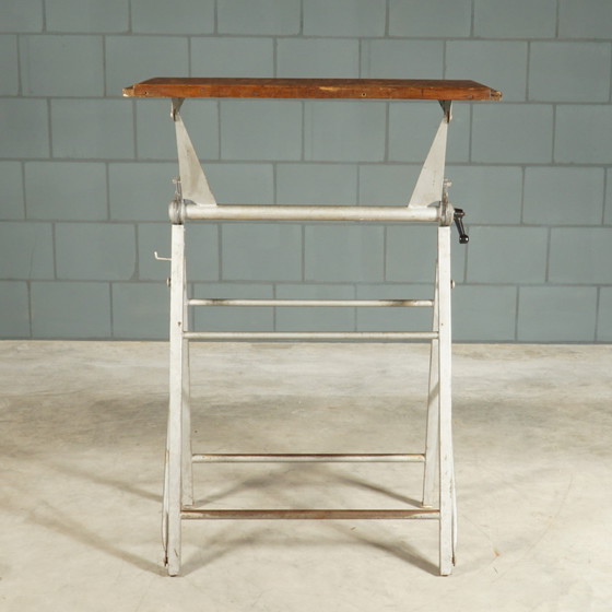 Image 1 of Table à dessin industrielle vintage / table d'architecte - 1950s