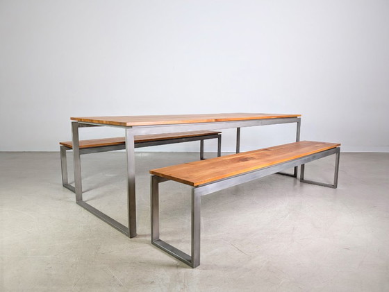 Image 1 of Ensemble table et chaises de style industriel comprenant 2 bancs, banc design, style vintage