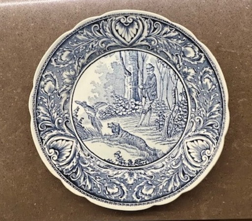 Vintage Delft blue wall plate with hunting scene