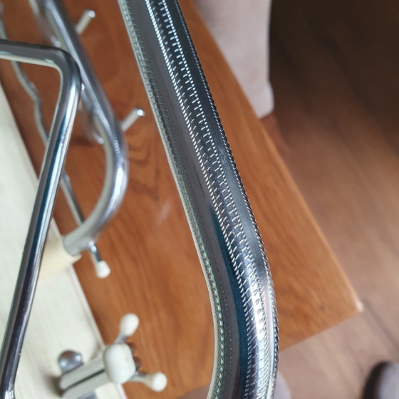 Vintage Wandkapstok Jaren 50/60 – Chroom & Crème – Kapstokken, Plastic, Wood (photo 7 of 10)