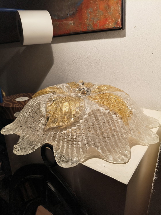 Image 1 of Vintage design modernist glazen bloemen Murano plafonnière toegeschreven aan Barovier et Toso