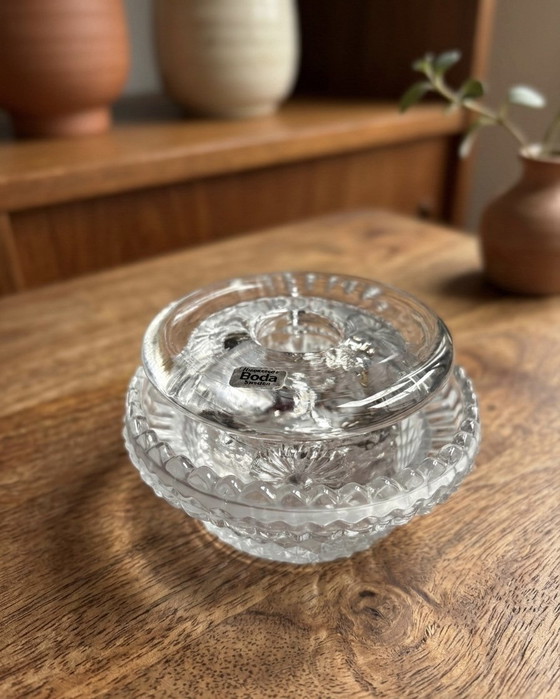 Image 1 of Vintage glazen kandelaar uit 2 delen van Boda Zweden  