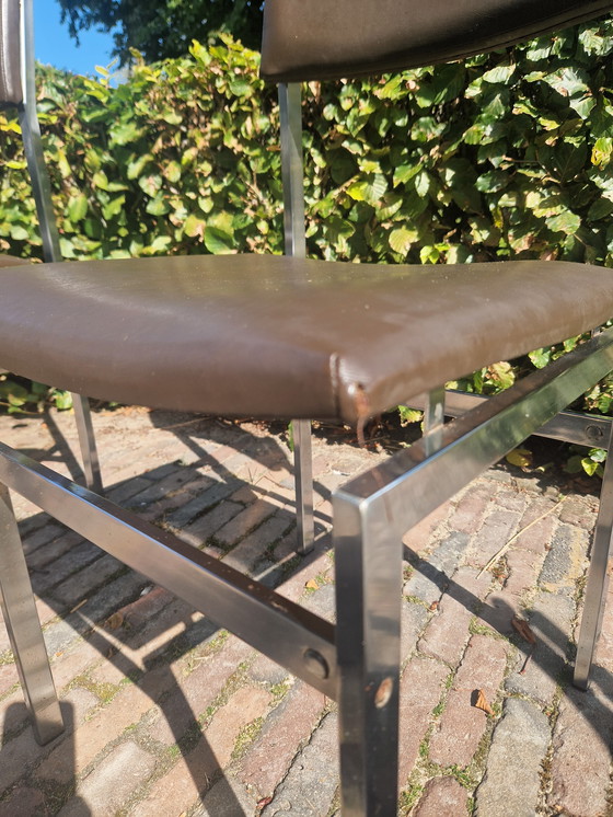 Image 1 of 4 eleganti sedie vintage con struttura tubolare cromata in condizioni originali