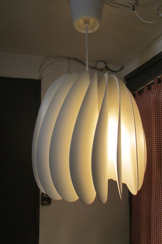 Image 1 of Suspension moderne, luminaire dans le goût de Tom Rossau