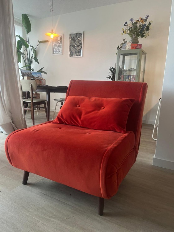 Image 1 of Poltrona / divano letto rosso-arancio – Kave Home – Effetto camoscio / velluto