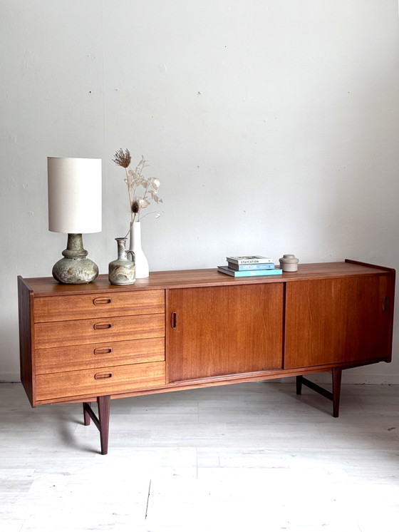 Image 1 of Credenza/cassettiera vintage anni '60 in teak