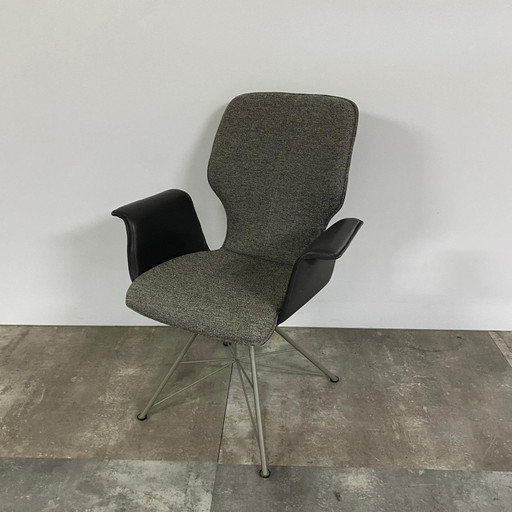Nevio 3.0 Set of 4 – Bert Plantagie, eetkamerstoelen, Leather, Plastic (photo 2 of 5)