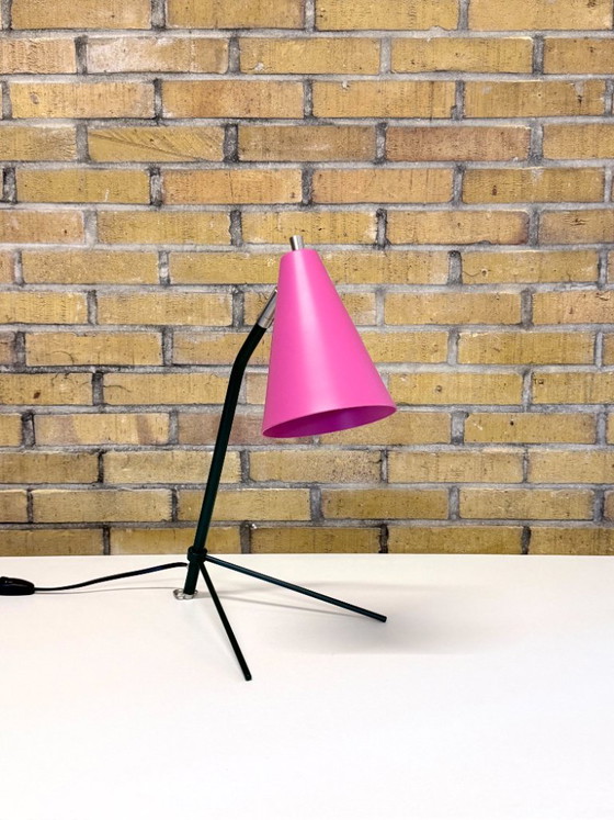 ANVIA 1801 Die kleine Marionette – Niederländische Designwoche 2023 – 1 von 1 – Tischlampen, Metal (photo 8 of 12)