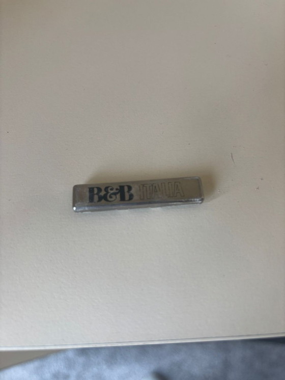 Image 1 of B&B Italia schöner großer Schrank dunkelgrün