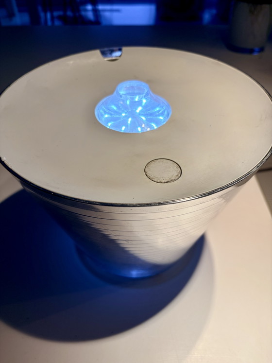 Rotaliana MultiPot+ – Italian design – LED table lamp & multifunctional charging station – Plastic (photo 5 of 7)