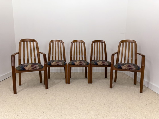 Set of 2 Armchairs and 3 Dyrlund Dining Chairs – Wood (photo 3 of 15)