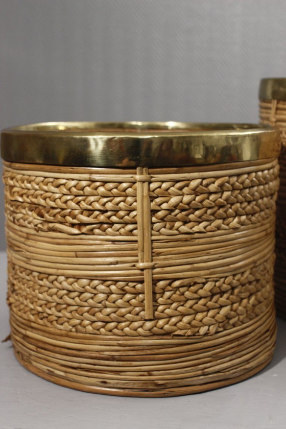 Image 1 of Coppia di grandi fioriere vintage in rattan e ottone disegnate da Gabriella Crespi negli anni '60