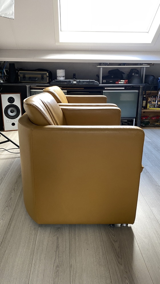 Image 1 of Set of two Leolux Fiabo leather armchairs
