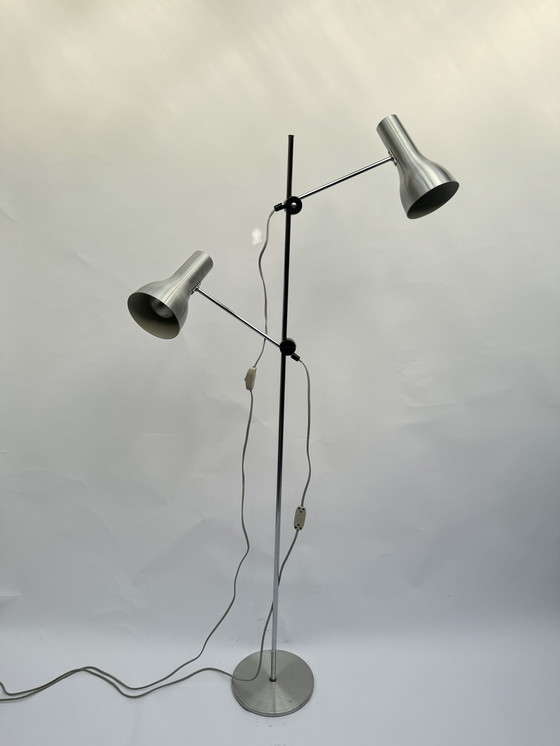 Image 1 of Minimalistische staande lamp uit het midden van de eeuw – verstelbaar ontwerp met dubbele kegel (Hala Zeist / Anvia-stijl)