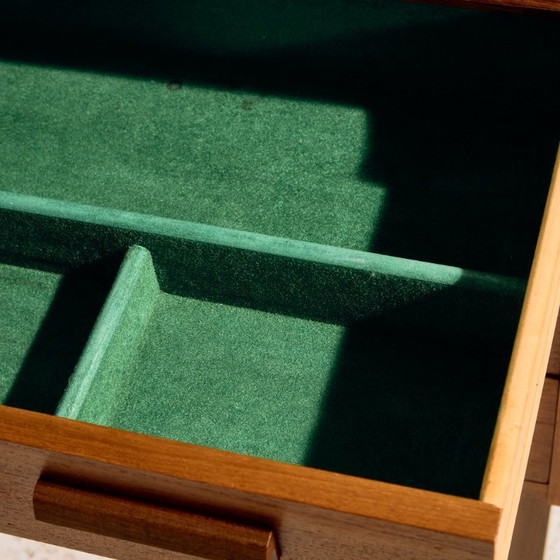Image 1 of MK11155 Scrivania in teak restaurata