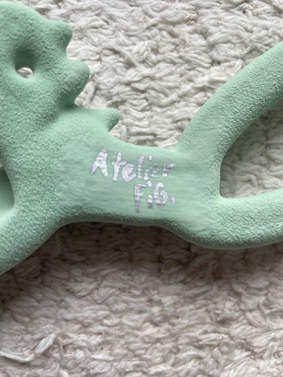 Image 1 of Gravity man van Atelier Fig