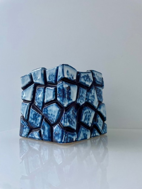 Image 1 of Square handmade flower pot with crackle design