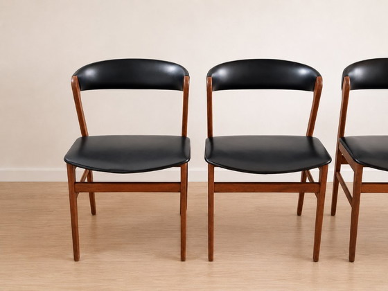 Image 1 of 4 Deense teakhouten stoelen met bijpassende uitschuifbare tafel / jaren 60 / van Sax