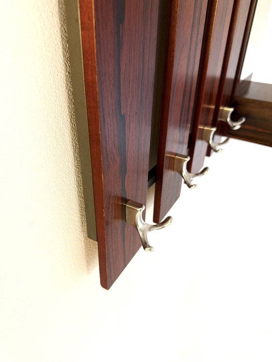 Image 1 of Vintage XL Rosewood wandkapstok ‘60