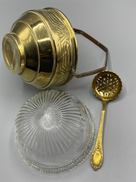 Suikerpot van gevormd glas in art deco-stijl met verguld metalen handvat en lepel. – Glazen & Karaffen (photo 5 of 7)